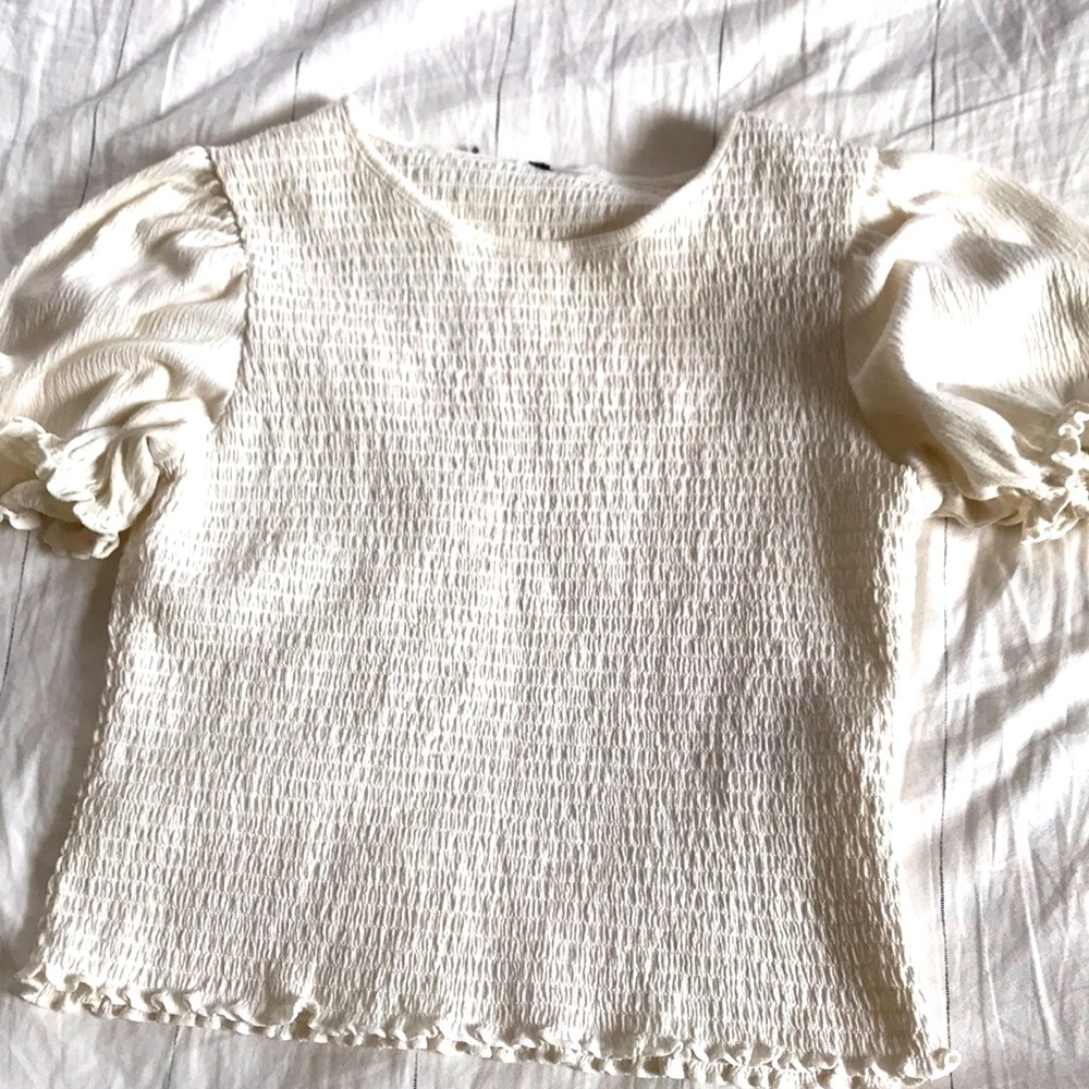 Smocked puff-sleeved top